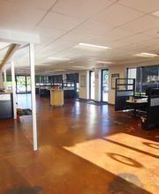 Wide Shot of Interior / Lobby