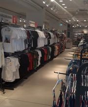 Outlet Calzedonia - Intimissimi - Tezenis Civitanova Marche immagine 2