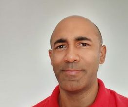 Yé Dominique image 1