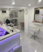 Sorelle beauty 78 image 3