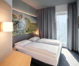 B&B HOTEL Würzburg-Altstadt Bild 12