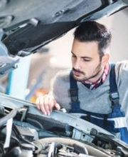 Auf Wunsch erhalten Sie bei einem Reparaturauftrag einen Ersatzwagen für nur CHF 40 pro Tag. Dabei sind 100 km inklusive, das Benzin ist nicht enthalten. Machen wir bei Ihrem Auto den Service, bieten wir Ihnen einen Abhol- und Bring-Service an in Zuchwil, Solothurn und Umgebung.