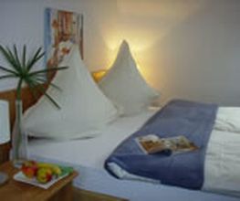 Hotel Garni Zentral Zimmervermietung Bild 1