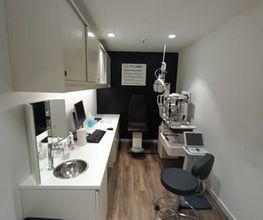 Optica 2000 PLAZA DEL DUQUE imagen 5