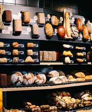 Junge Die Bäckerei. Bild 9