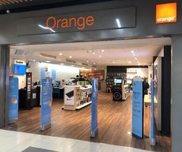 Boutique Orange Laon image 2