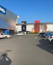 bp pulse Charging Station image 1