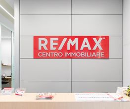 RE/MAX Platinum 24 immagine 12