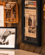 Sam Hill's Barbershop by Arrow image 1