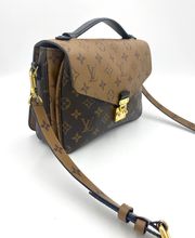 Miami Twice image 18