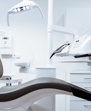 Dr. Holger Täuber Zahnarzt Bild 1