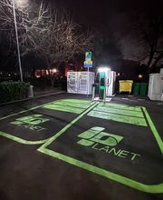 IPLANET Ricarica in sicurezza in modalità ultra fast per tutti i veicoli elettrici.