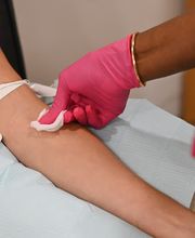 Zen Luxe Medspa & IV Lounge image 7