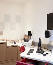 Audioprothésiste Le Cannet-Des-Maures-Alain Afflelou Acousticien image 2