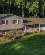 Vincent Associates Real Estate image 17