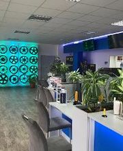 Premio Reifen + Autoservice F.H. Wheel Center GmbH Bild 6