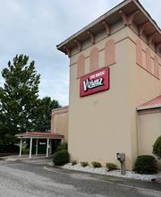 Vizionz Lounge and Live Music Bar image 1