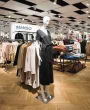 MANOR Sierre Bild 18