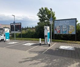 Shell Recharge Charging Station Bild 4