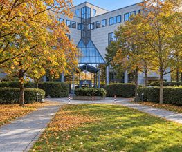 wellmann-gmbh-muenchen-firmengebaeude-aussenansicht.png