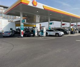 Shell Recharge Charging Station Bild 1