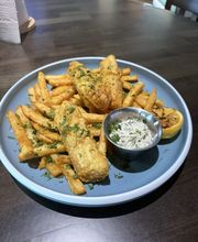 Driftwoods Sports Grill image 2