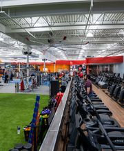 The Edge Fitness Clubs image 5