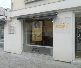 Camille Albane image 3