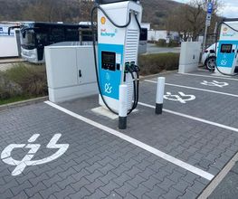 Shell Recharge Charging Station Bild 3