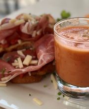 Le Petit Taillade image 6