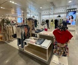 GUESS imagen 2