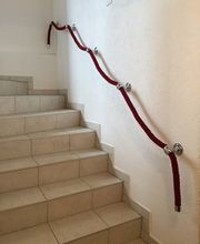 Austellung -  Aeschbacher Innenausstattungen - Bodenbelägen - Bettwaren, Vorhänge, Lederwaren, Geburtsanzeigetafeln und Kinderartikel - in Biberist bei Solothurn