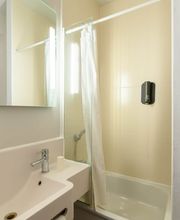 B&B HOTEL Creil Chantilly image 10