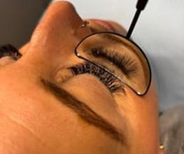 Lashes by Larissa Bild 7