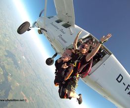 Chute Libre Parachute Paris image 1