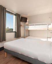 B&B HOTEL Pau Zénith image 5