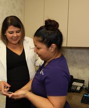 Karem Alvarez, MD image 2