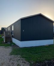 Lakefront Village Mobile Home & RV Community image 7