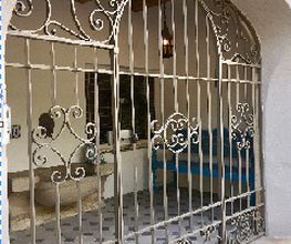 Clos De La Colombe image 8
