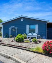 Foxfield Manufactured Home Community image 9