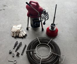 Rohrspirale / Rohrreiniger / Abflussreiniger / Maschine mieten