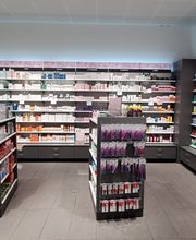 innenraum-amavita-apotheke-horw