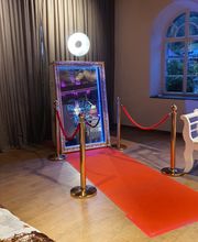 Der Magic Mirror in der Künkele Mühle Bad Urach mit VIP-Set und entsprechender Animation.