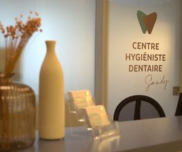 Barroso Deillon Sandy, Centre Hygiéniste Dentaire Sandy Bild 4