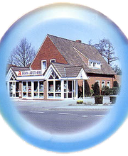 Aussenansicht der Fehn-Apotheke