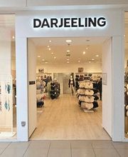 Darjeeling Dury image 4