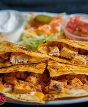 Hotshots Sports Bar and Grill Brunswick, OH image 3
