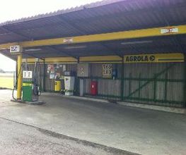AGROLA Tankstelle in Ersigen  - überdacht - eine Tanksäule