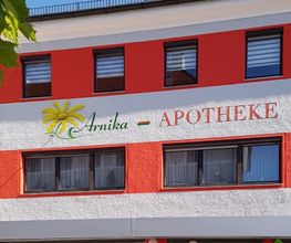 Arnika-Apotheke Bild 1