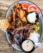 Fadi's Mediterranean Grill image 9